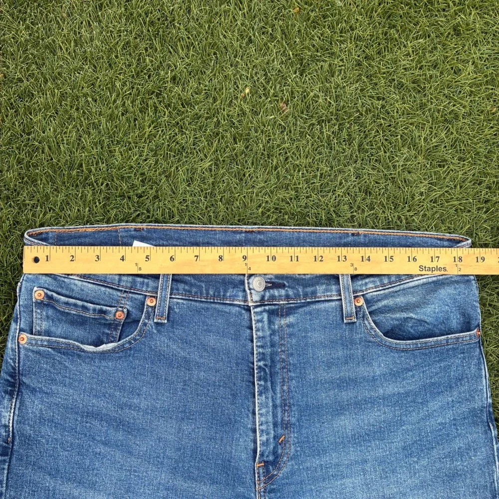 Levis 511 Slim Fit Jeans Mens 37x32 Medium Wash Blue Stretch Denim Pants